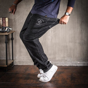 2018 New Casual Men's Jeans Men Pant Personality Big Pockets Fashion Jeans Man Straight Denim Large Plus Size 31-40 42 44 46 48